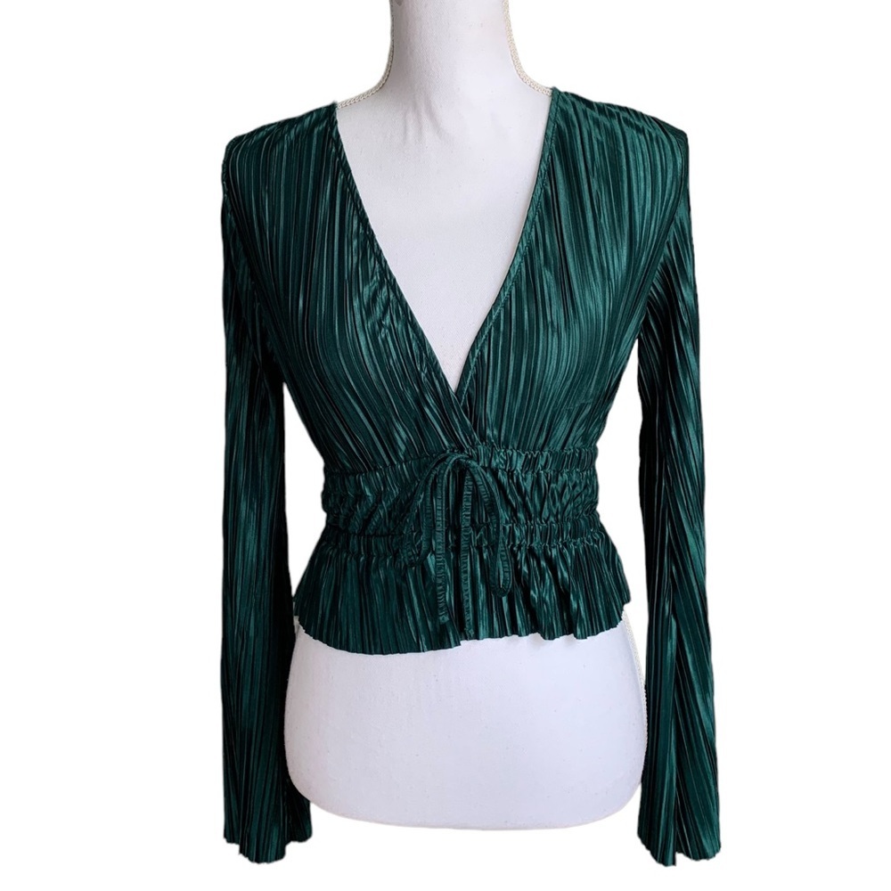 Urban Outfitters Long Sleeve Emerald Top size SP